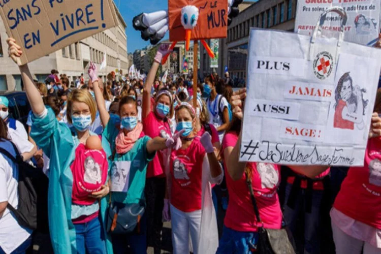 Belçika'da sağlık çalışanlarından protesto!