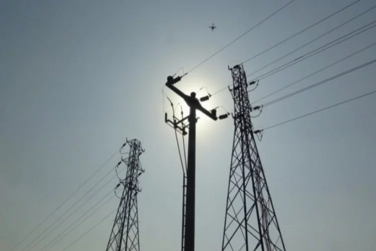 UEDAŞ, elektrik arızalarını drone ile tespit ediyor