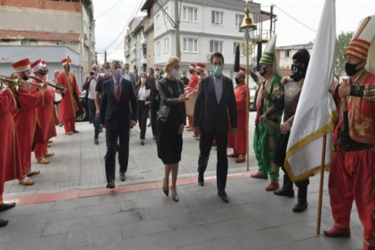 Bursa'da Gagauz Özerk Yeri Başkanı İrina Vlah'a mehterli karşılama