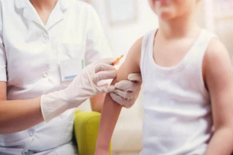 Aşılar bu yıl okulda değil aile hekimlerinde