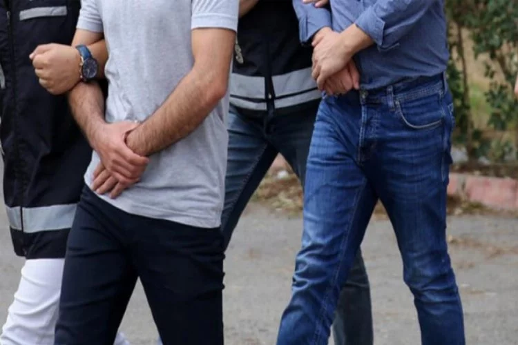 İstanbul'da DHKP/C operasyonunda 2 kişi yakalandı