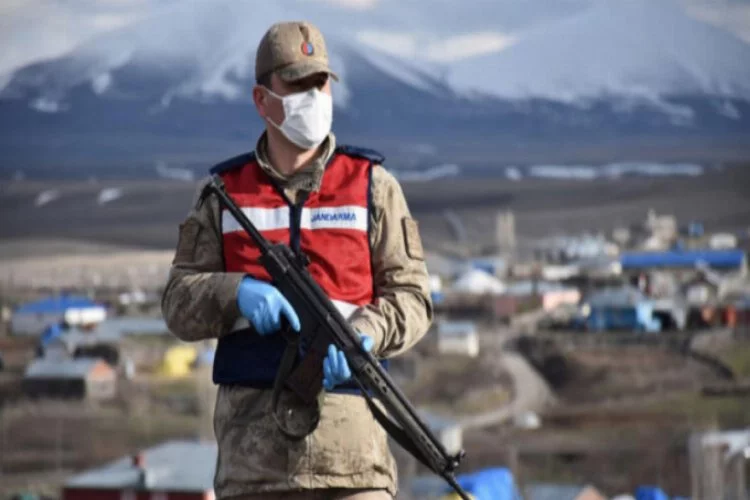Kars'ta bir köy koronavirüs karantinasına alındı