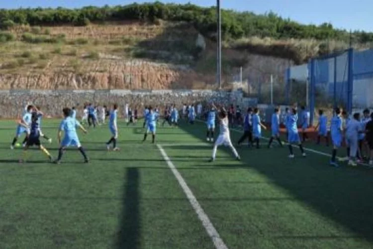 Bursagazspor geleceğin futbolcularını yetiştiriyor