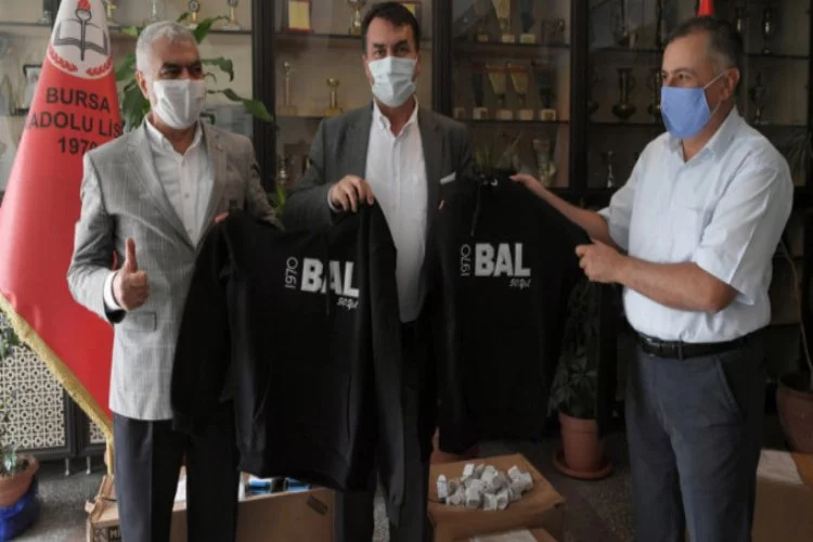 Bursa Osmangazi Belediye Başkanı Dündar'dan uzaktan eğitime destek
