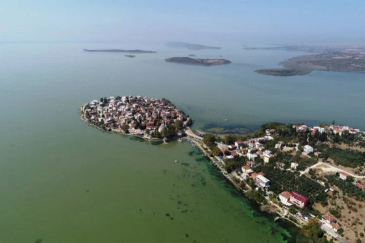 Avrupa'nın en güzel 30 kasabası arasına giren Bursa Gölyazı havadan görüntülendi