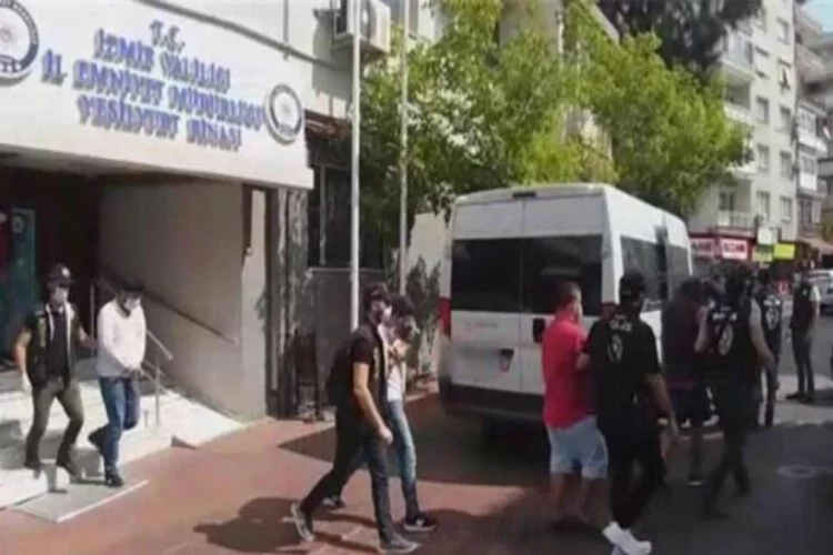 İzmir merkezli yaz tatili vurgunu: 73 kişiden 1 milyon 100 bin TL