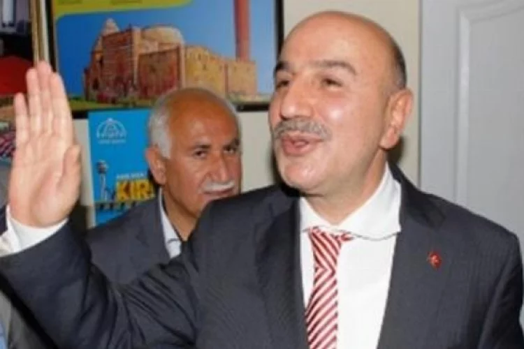 AK Parti'de şok istifa