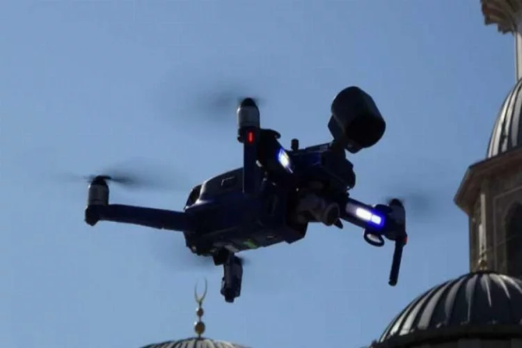 İstanbul'da drone ile maske uyarısı