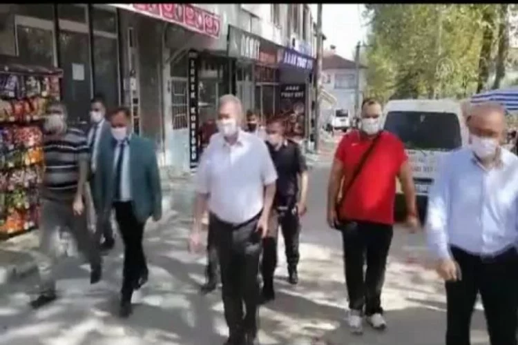 Bursa'da Kovid-19 tedbirlerine uyamayan iki kahvehane sahibine para cezası