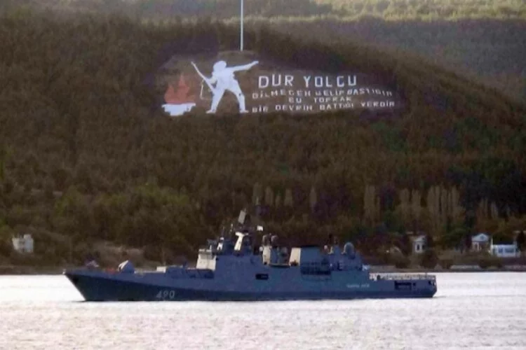 Rus savaş gemisi 'Admiral Essen' Akdeniz yolcusu!