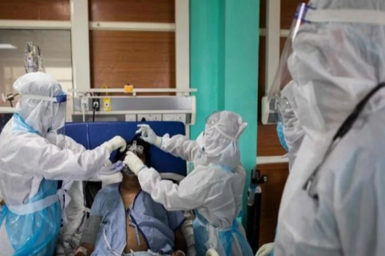 İran'da koronavirüs krizi: Boş yer kalmadı!