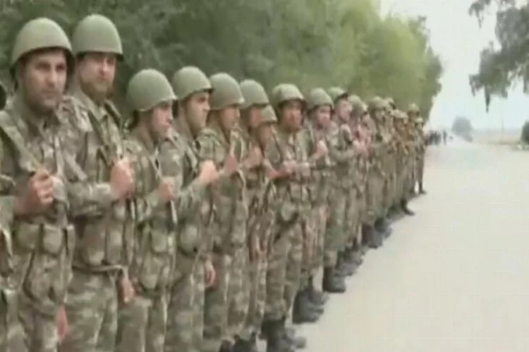 Cephedeki Azerbaycan askerleri konuştu: 30 yıldır bugünü bekledik