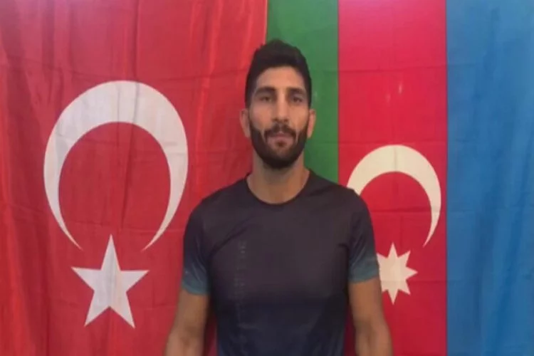 Azeri milli kick boksçu Rajabzadeh'ten Karabağ mesajı