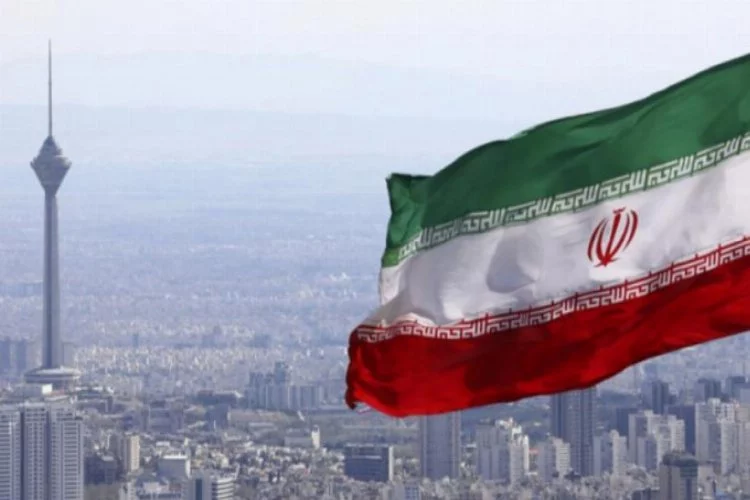 İran'da Azerbaycan'a destek gösterileri başladı