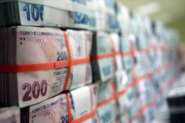 Hazine 7,1 milyar lira borçlandı