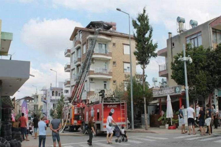 Antalya Gazipaşa'da ev yangını