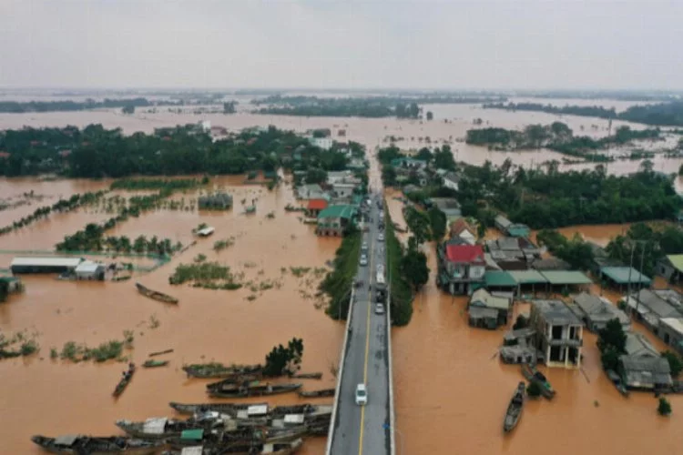Vietnam'da felaketin boyutu büyüyor