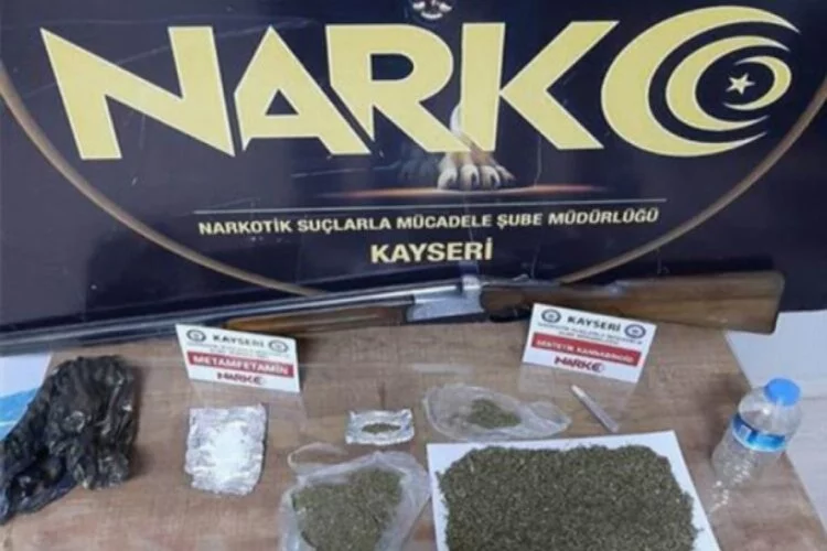 Kayseri'de uyuşturucu satıcılarına operasyon: 3 gözaltı