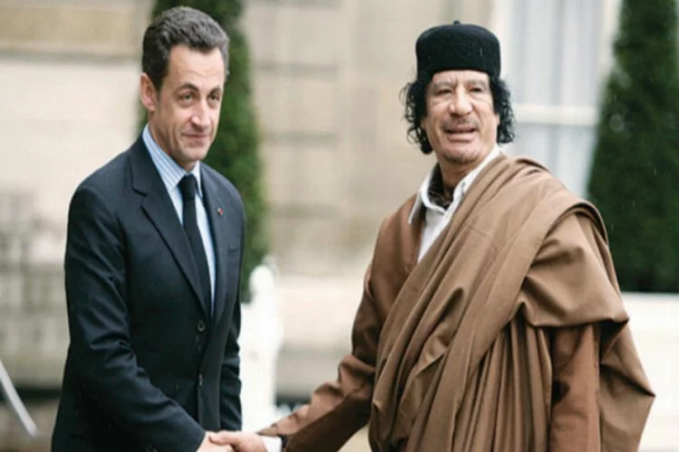 Sarkozy'nin başı dertte!