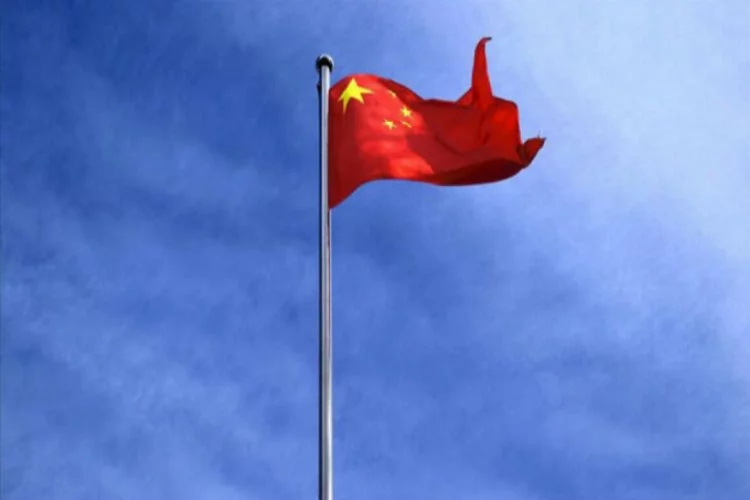 Çin'de bayrağa hakaret suç sayılacak