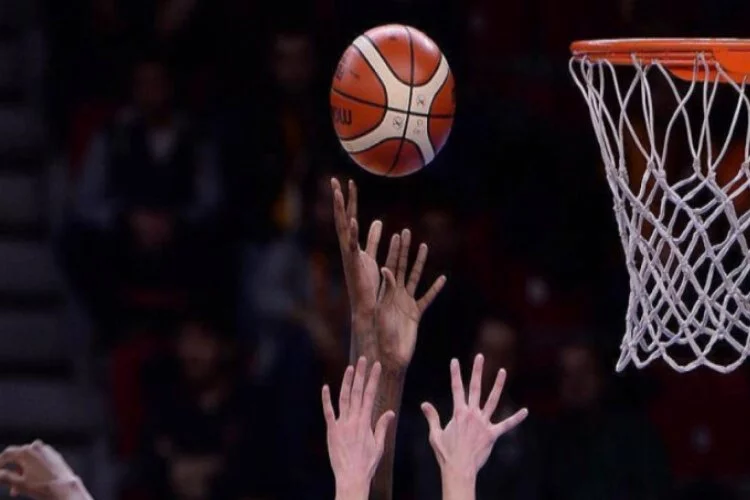 Türk Telekom: 95 - Büyükçekmece Basketbol: 89
