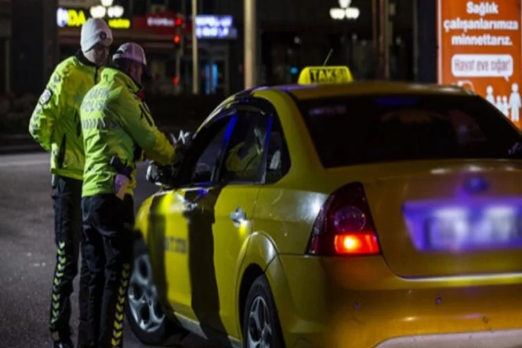 Polis dezenfektan sordu, taksici tıraş losyonu gösterdi
