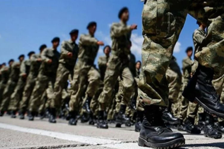 İzmir'deki FETÖ soruşturmasında 711 askeri personel için ihraç dosyası