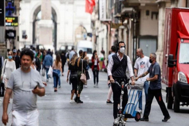 İtalya'da koronavirüs salgınında son rakamlar açıklandı