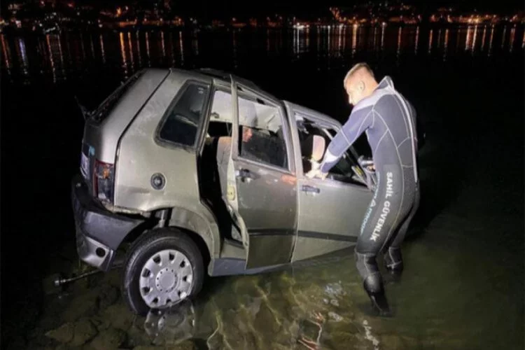 Fethiye'de denize düşen otomobildeki 2 kişi yaralandı