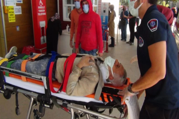 Bursa'da iskeleden düşen işçi ağır yaralandı!