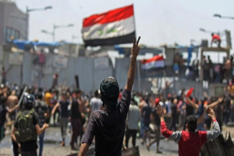 Irak'ta hükümet karşıtı protestolar yeniden alevlendi