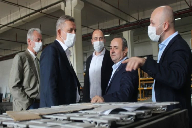 BTSO Başkanı İbrahim Burkay'dan Elektroteks'e ziyaret