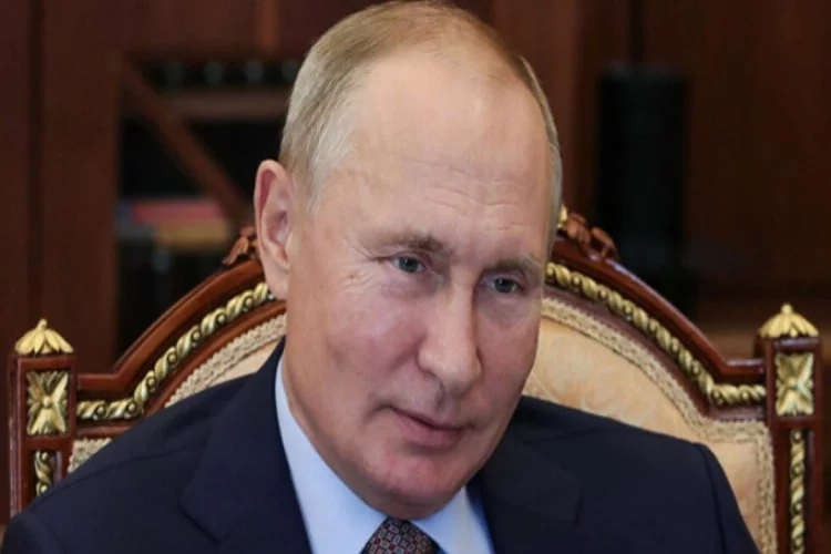 Putin: Terörle mücadelede ABD ile işbirliğinden memnunuz