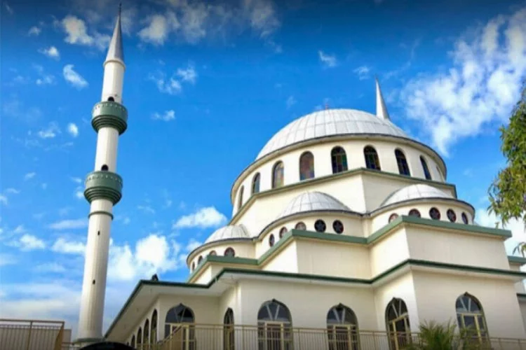Avustralya'da Türkler'e ait camiye saldırı