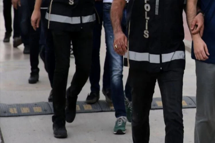 Yunanistan'a kaçarken yakalanan 4 FETÖ şüphelisinden 3'ü tutuklandı