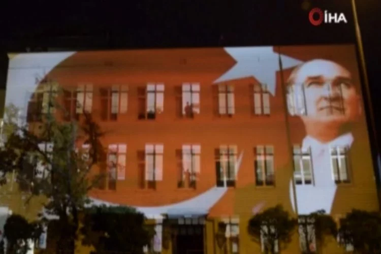 Varşova'da 29 Ekim Cumhuriyet Bayramı'na özel klip