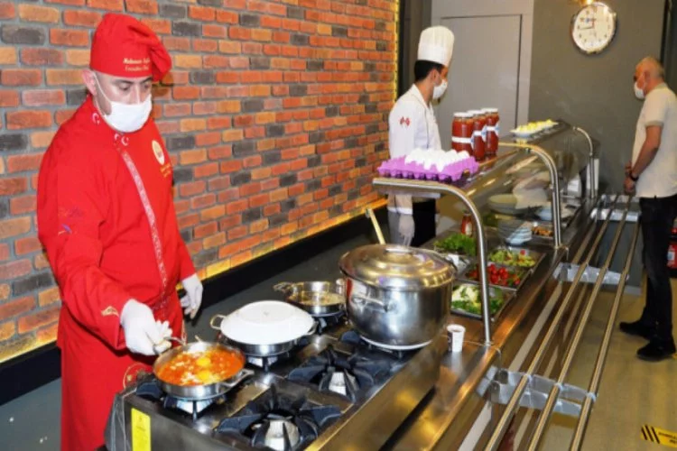 Bursa'da hazır yemek firmalarında tedbirler arttı