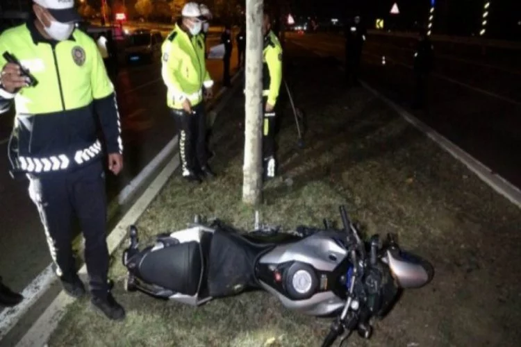 İki genç motosiklet kazasında can verdi!