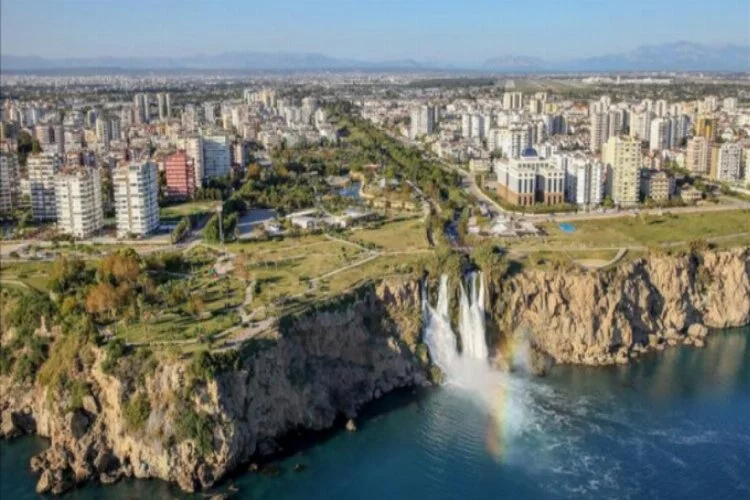 Salgın sürecinde Antalya'da yabancı sermayeli firma sayısı arttı
