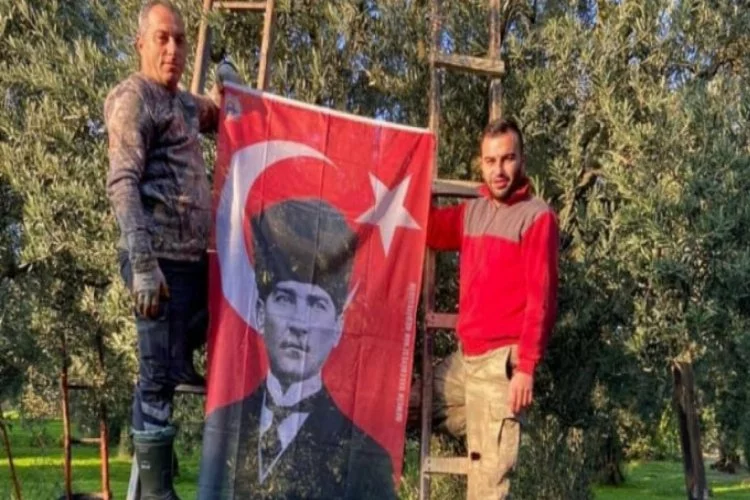 Bursa'da zeytin işçilerinden Ata'ya saygı