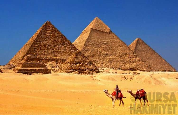 4.600 yıllık sır: Giza Piramidi'nin inşaatında kaç kişi çalıştı?