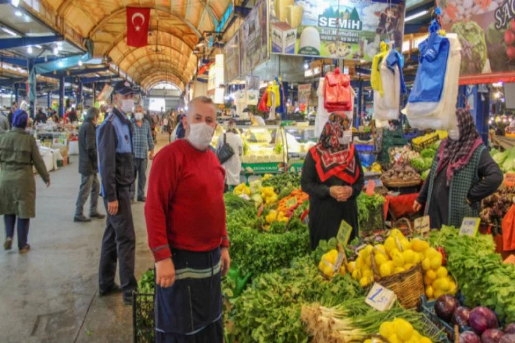 Bursa Karacabey'de pazar yerinde alınan önlemler yoğunluğu azalttı