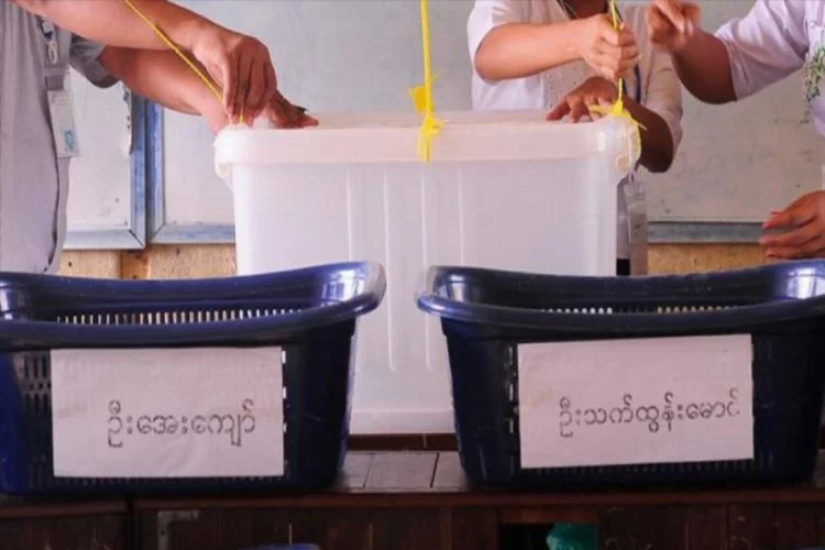 Myanmar'da seçimini iktidar partisi kazandı