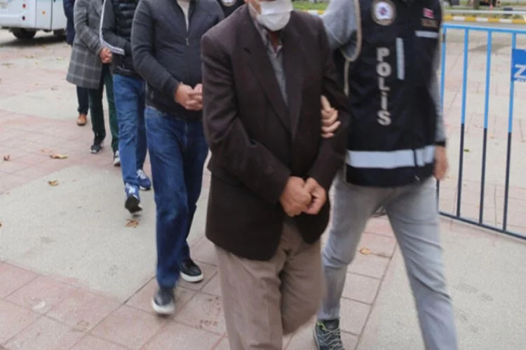 FETÖ'nün polis akademisine yerleştirdiği 3 kişi Antalya'da yakalandı