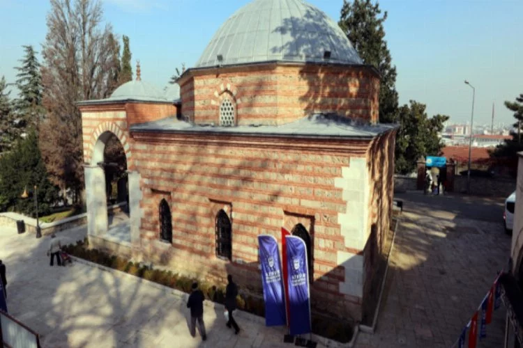 Bursa'da 6 asırlık türbe ilk günkü ihtişamına kavuştu