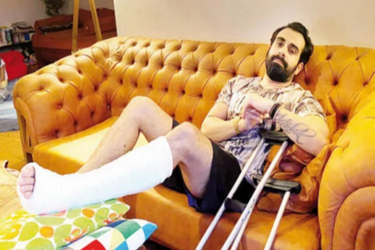 Gökhan Türkmen ayağının kırıldığını hastanede öğrendi