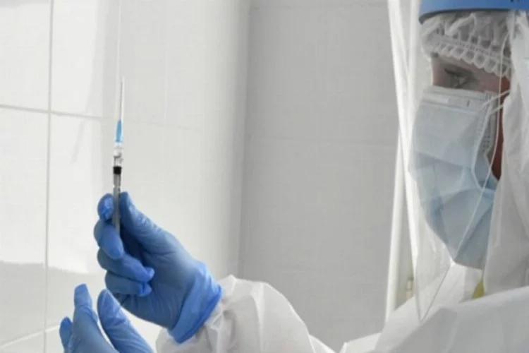 Rusya'nın koronavirüs aşısında flaş gelişme! DSÖ'ye başvurdular