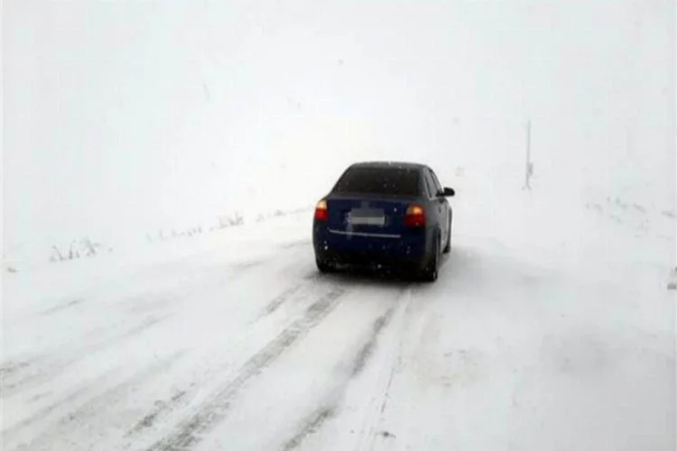 Kar ve sis Ardahan'da ulaşımı aksattı