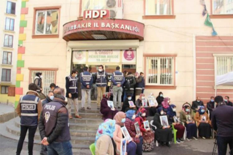 HDP önündeki eylemde 446'ncı gün; aile sayısı 176 oldu