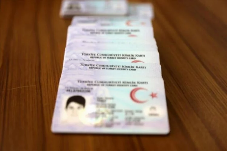 3 yılda 7 bin 312 yabancıya Türkiye vatandaşlığı!